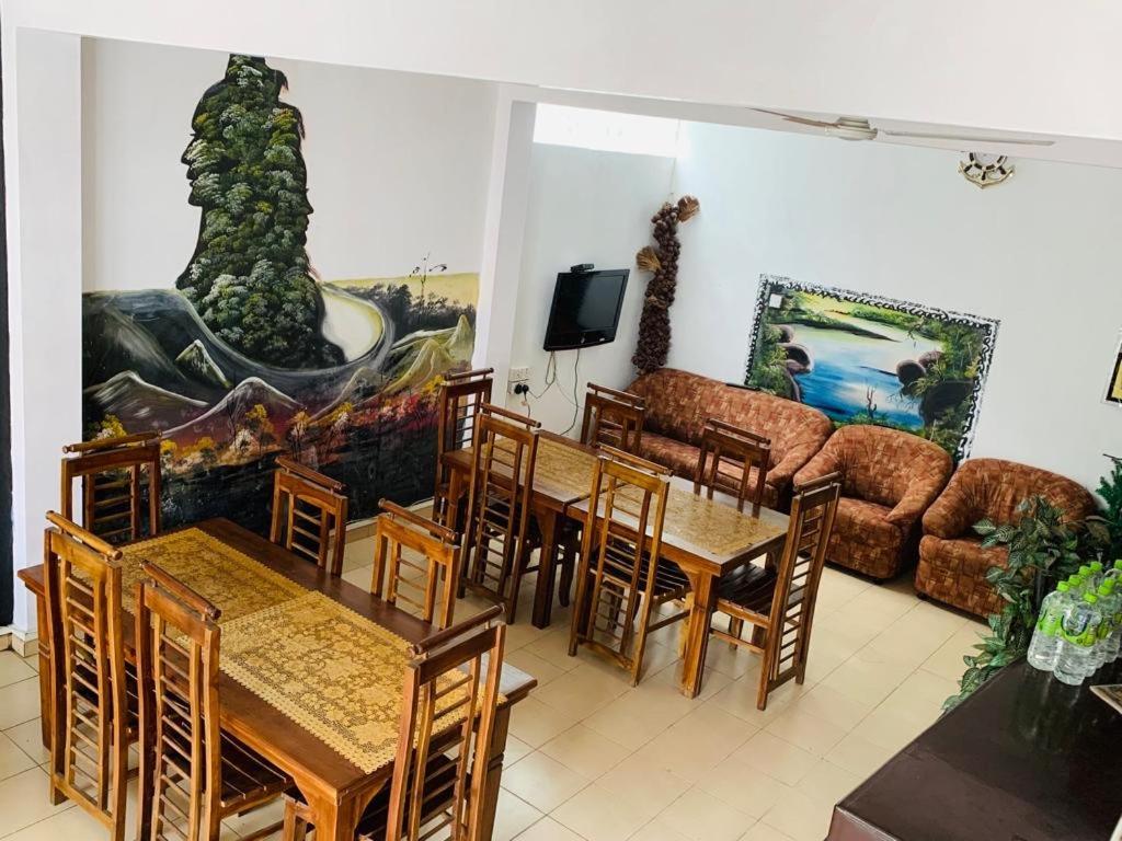 Siumi Rest Hotel Nallathanniya Kültér fotó